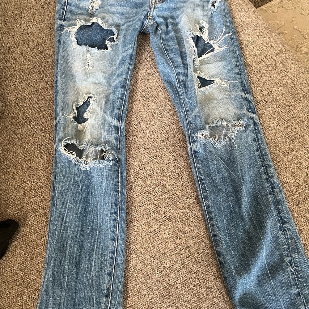 American Eagle Outfitters Distressed Light Blue Skinny Jeans